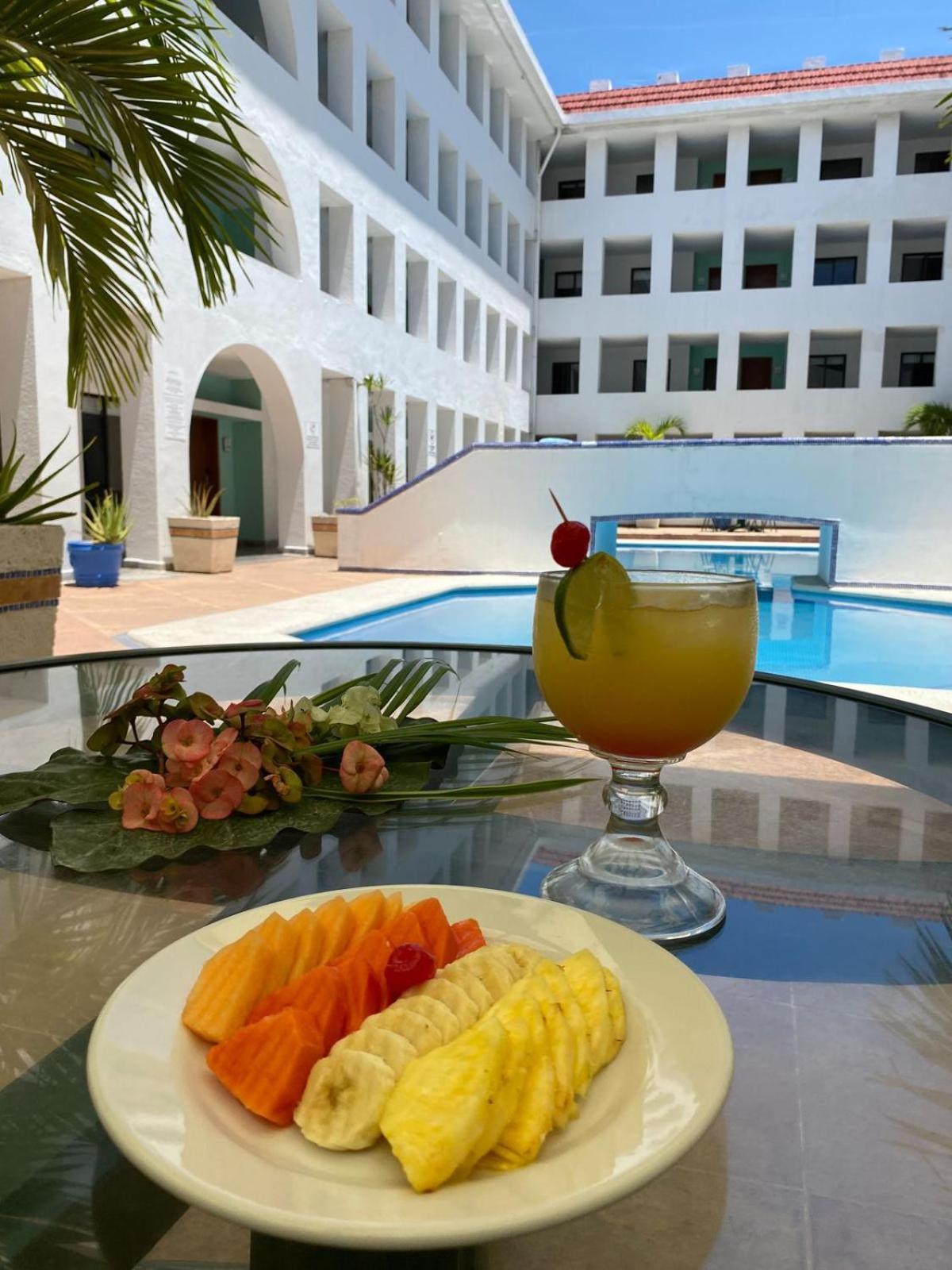 Eurohotel Ciudad del Carmen Esterno foto